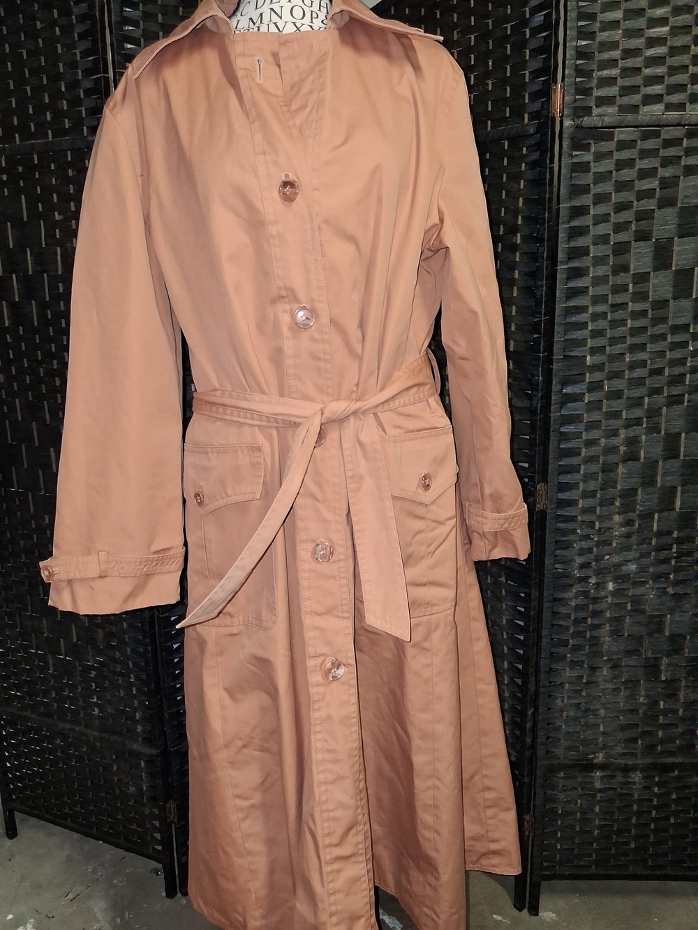 Vintage Women's Trench Coat in Light Brown - Belted Style